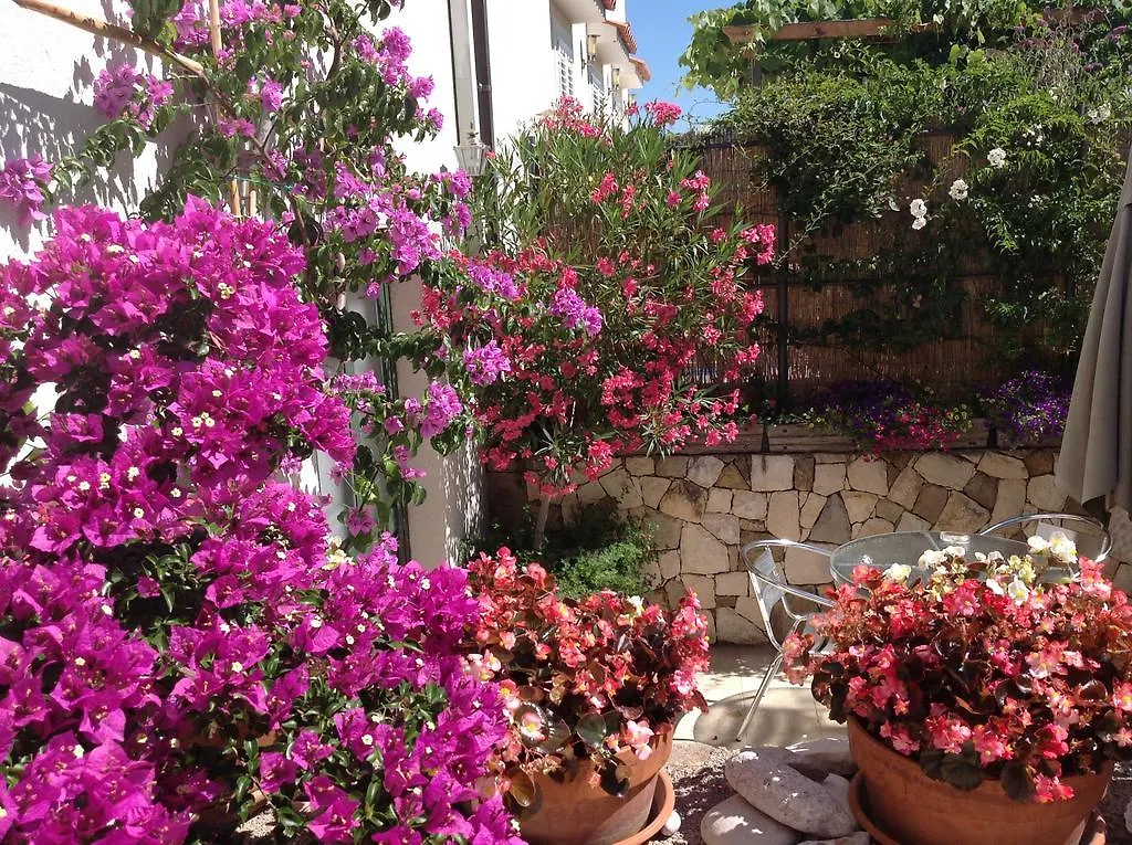 Apartments Villa Ina Brsec